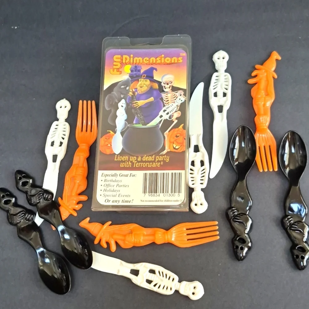 1997 Terror Ware Halloween Utensils fork Spoon Knife Fun Dimensions Vintage 90's
